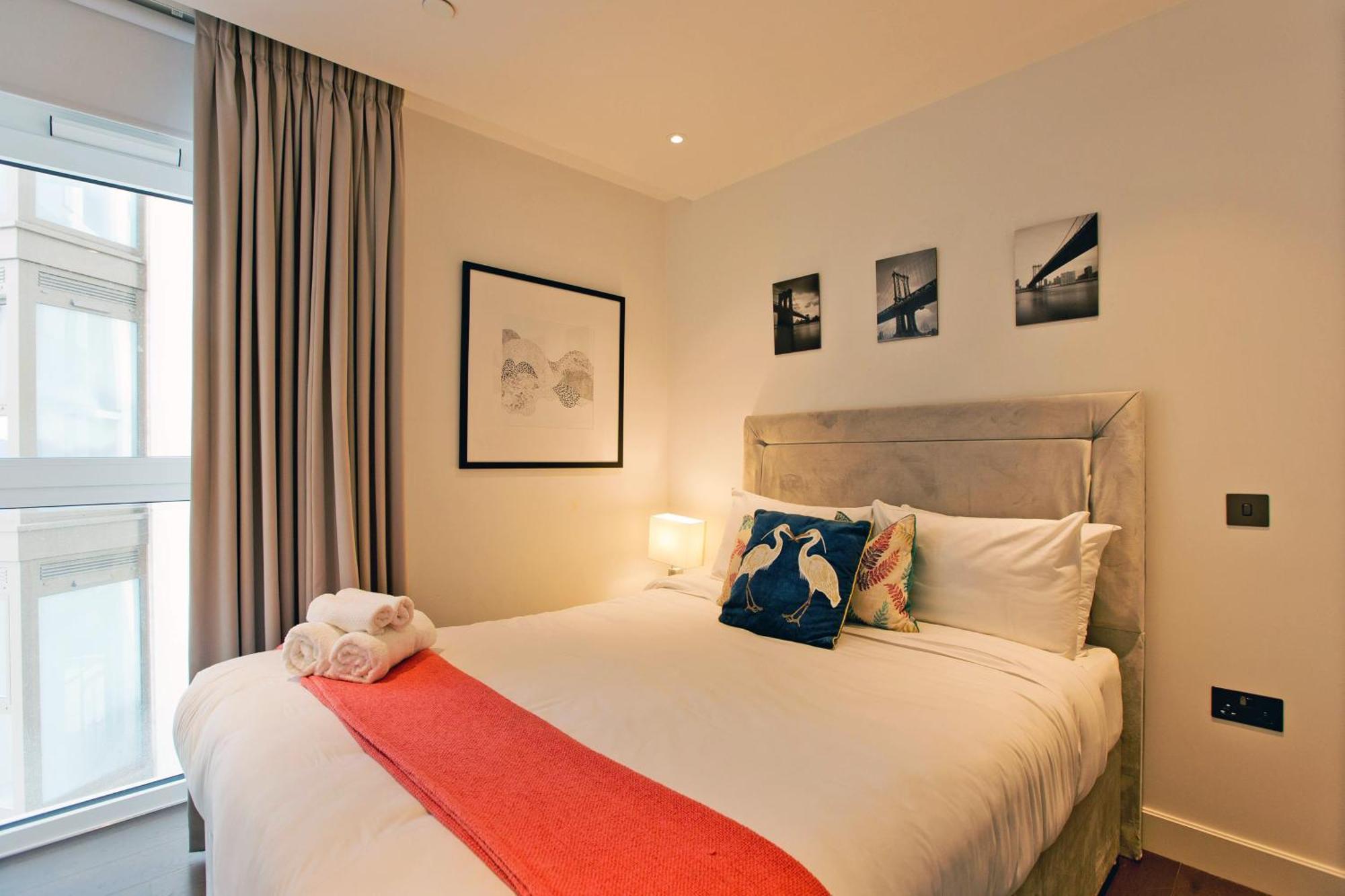 Fabulous Westfield 2 Bed Apartment London