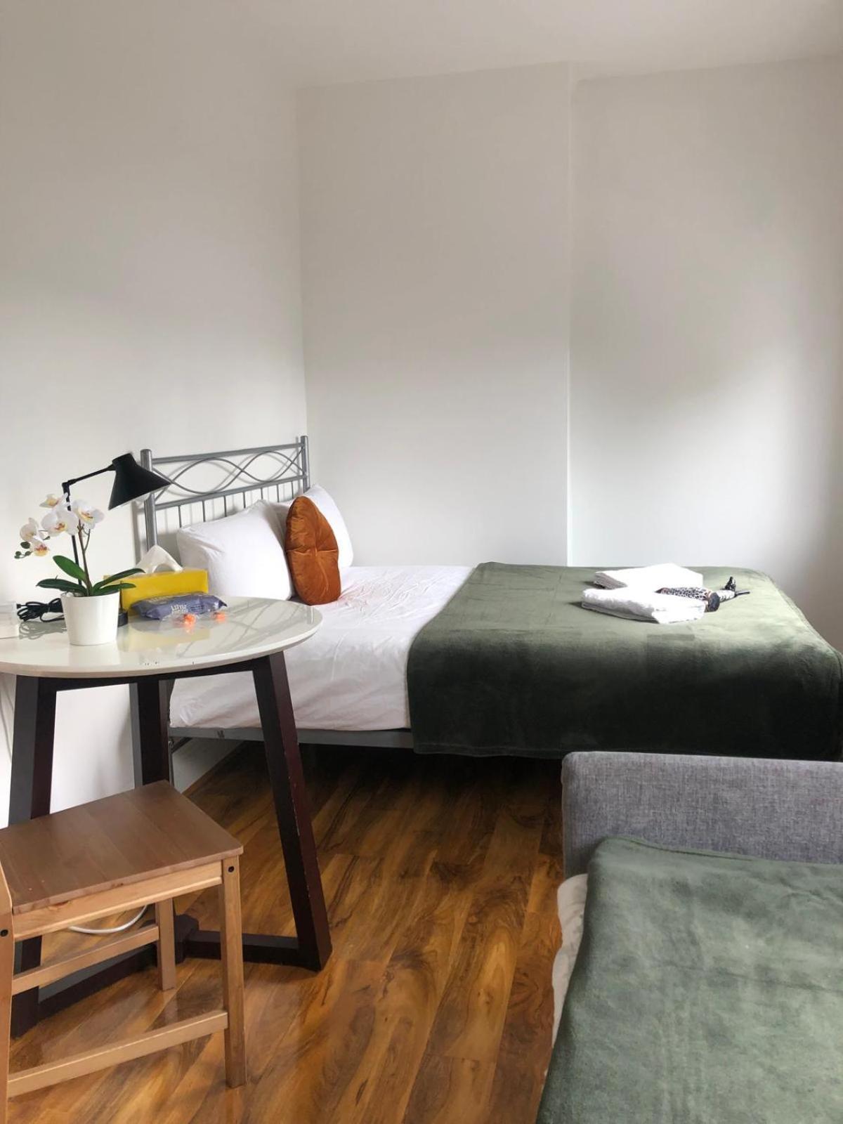 Comfy Private Bedrooms Across The Euston Station London