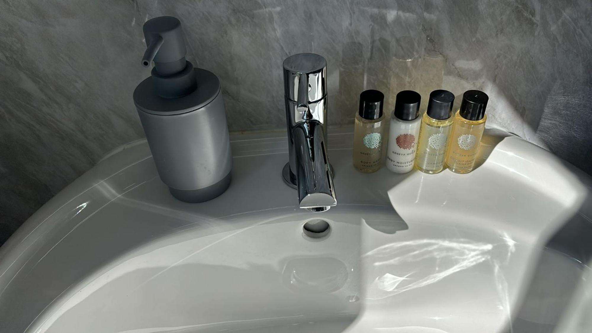 Ustay Fulham London