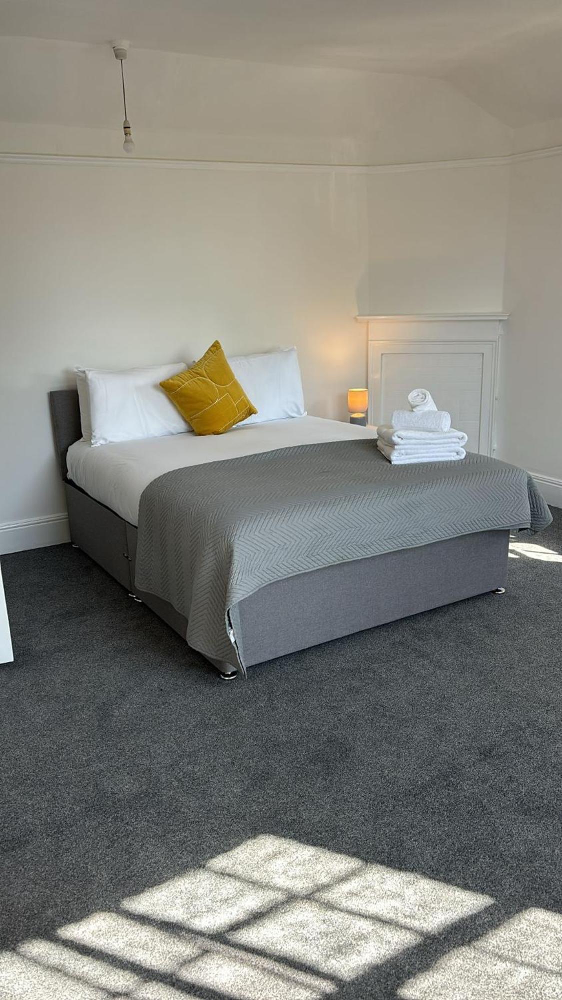 Ustay Fulham Apartment *