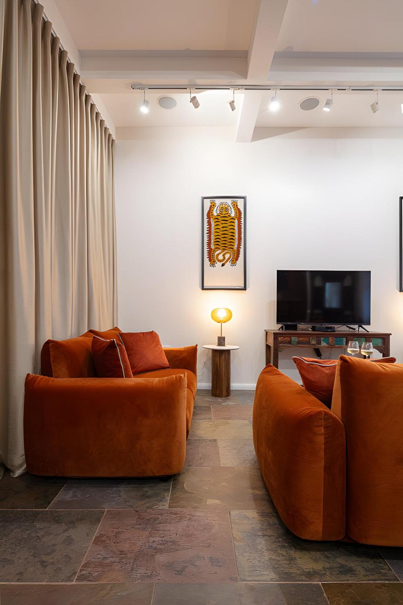 Impressive 5beds House In South Kensington