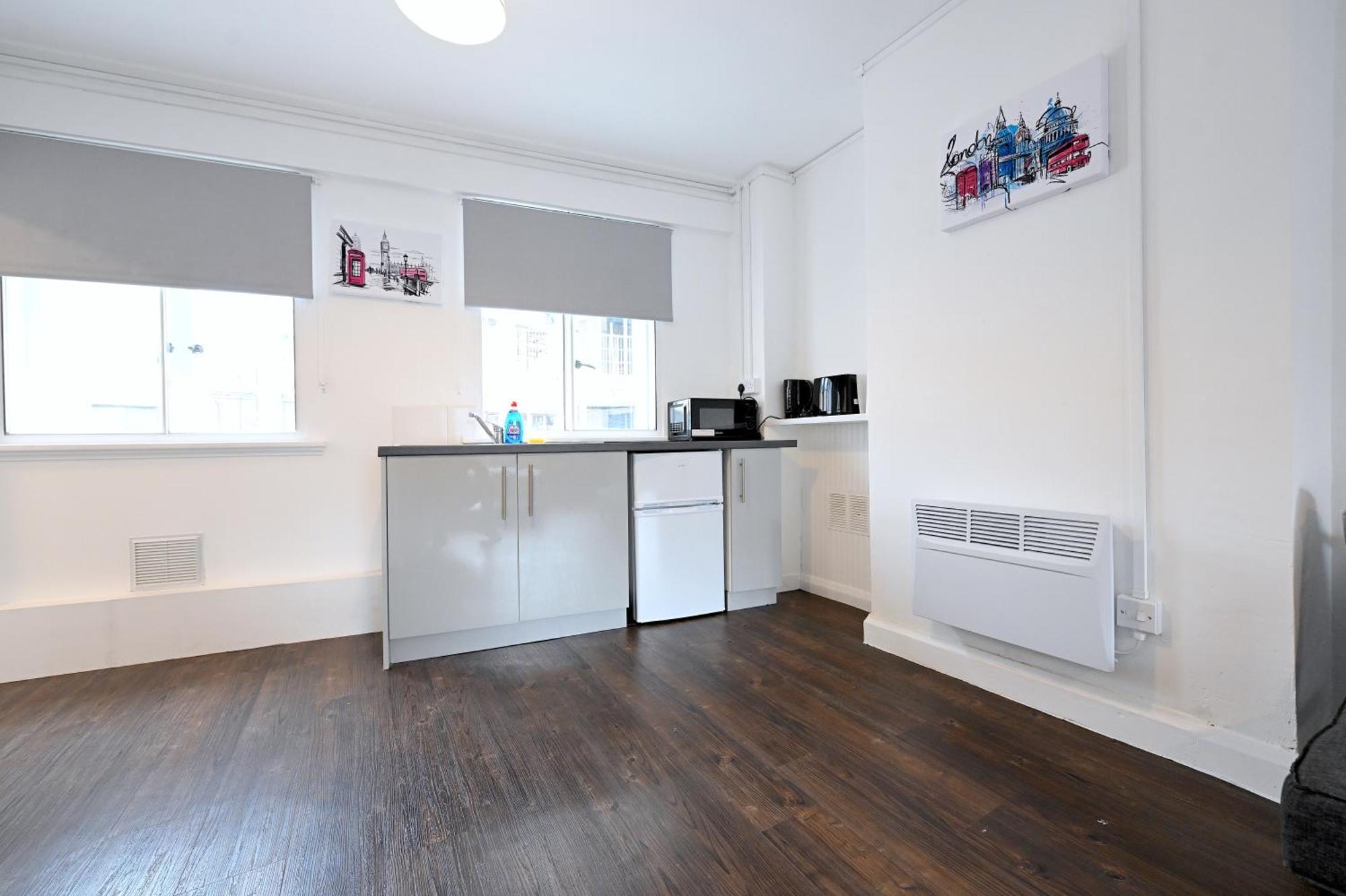 Centrally Located Flat In Leicester Square