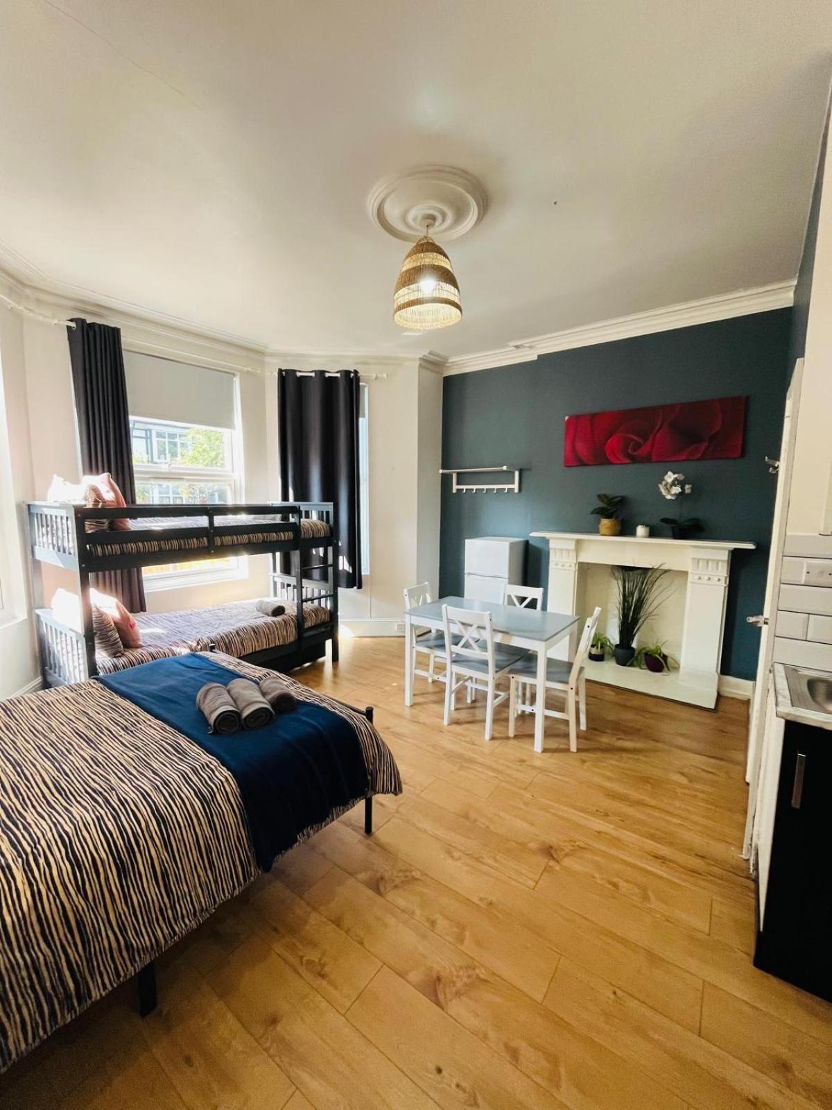 Apartment Wonderful Fully-equipped Near 8 London
