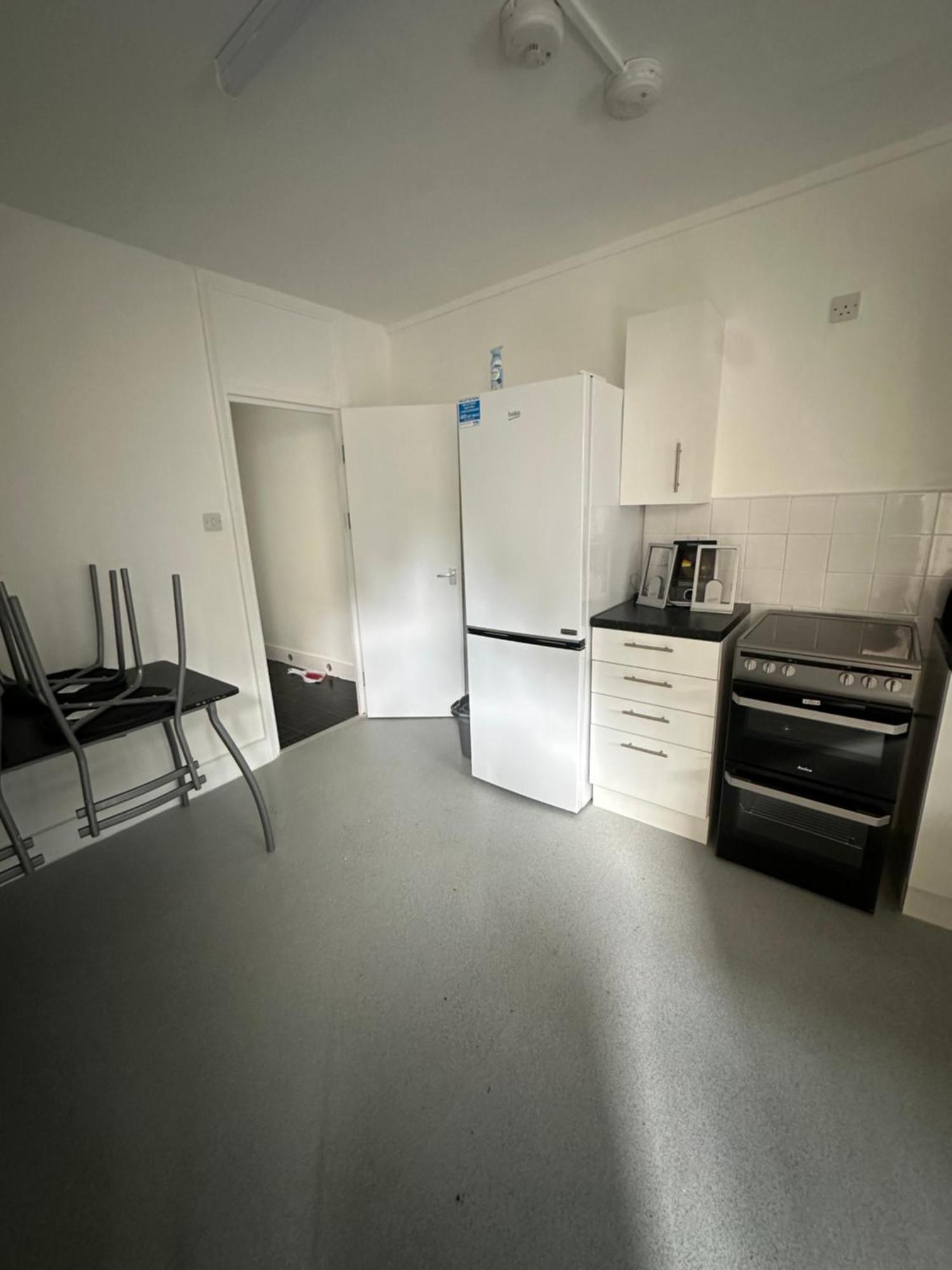 Affordable Comfort In Surrey Quays * London