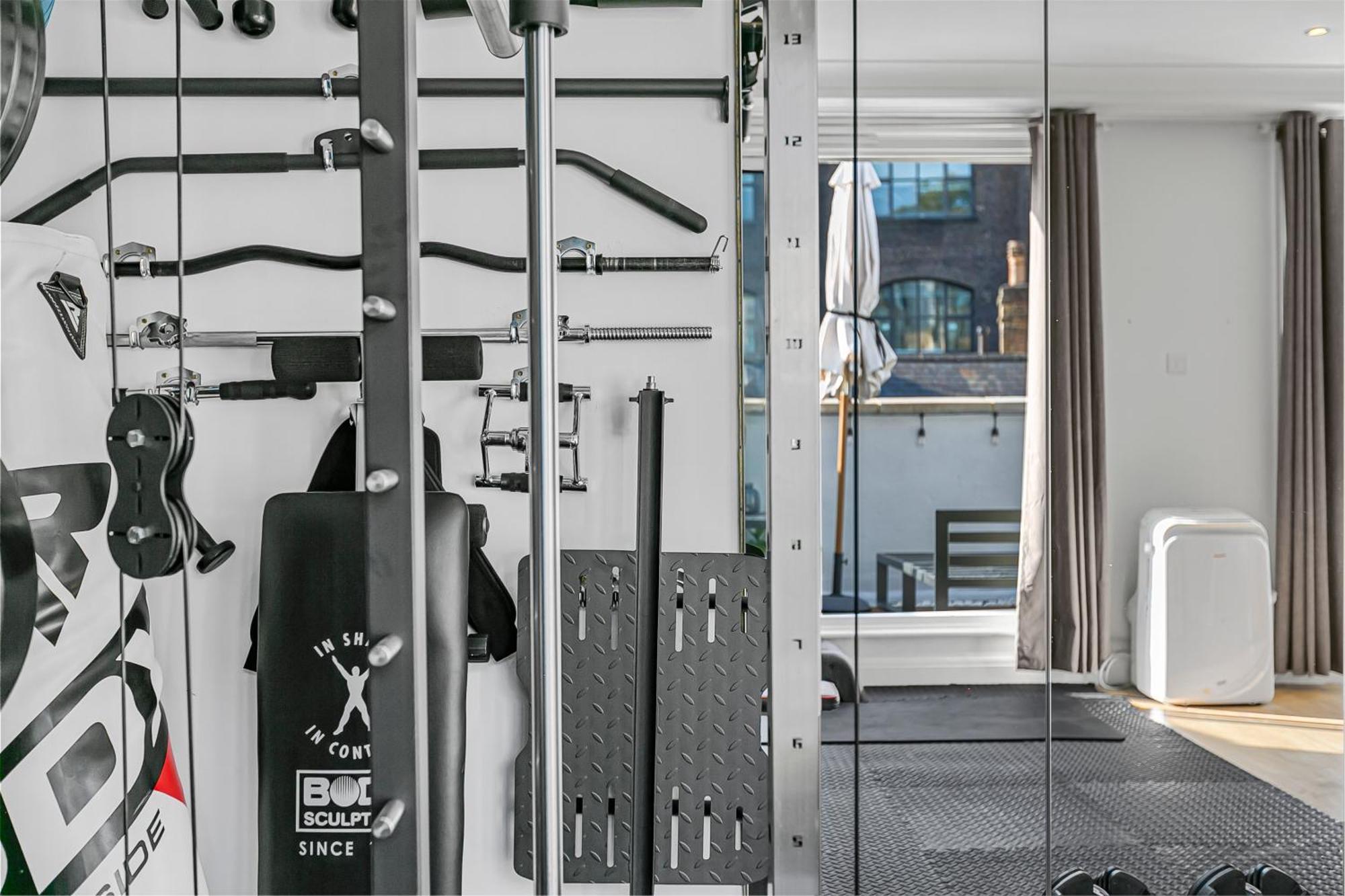 Ferienhaus 4 Bedroom House With Gym - Behind V&a Museum *