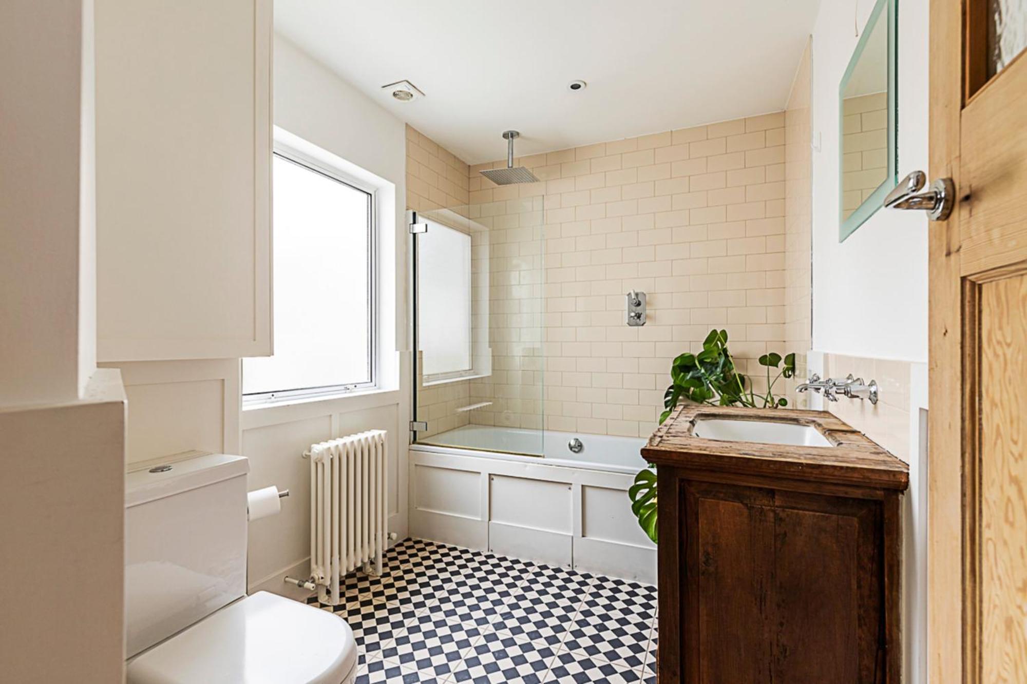 Stylish Chiswick With A Private Terrace * London