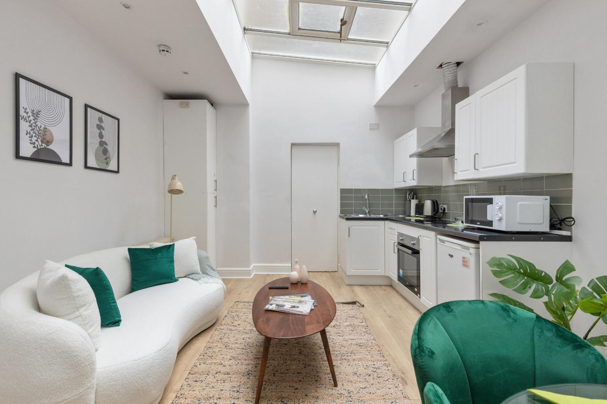 Luxury Boutique - La Reserve South Kensington