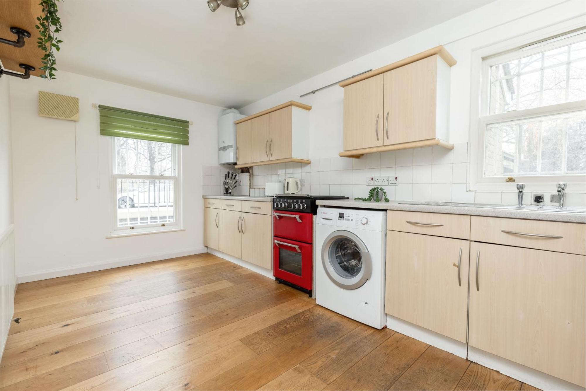 The Clapham Terraced House Apartment