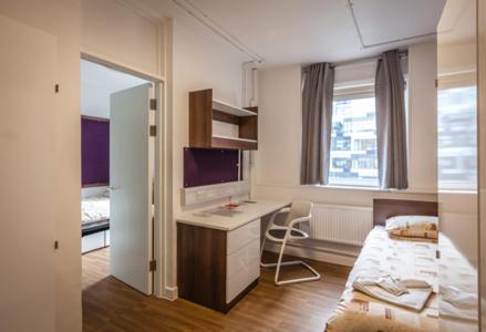 Lse Carr-saunders Hall * London