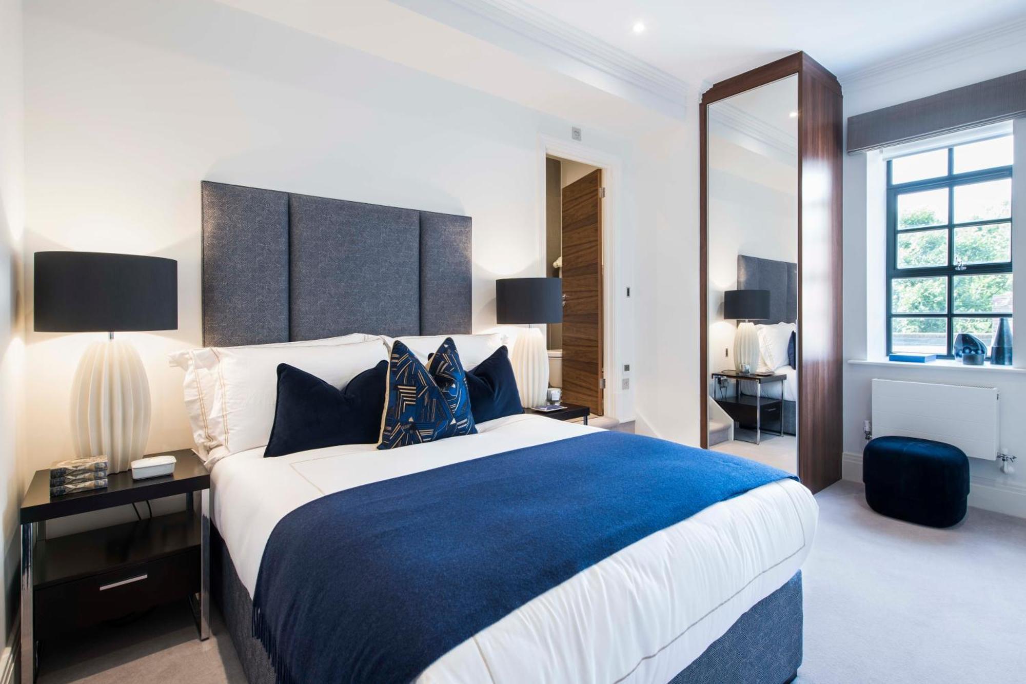 Apartment Palace Wharf