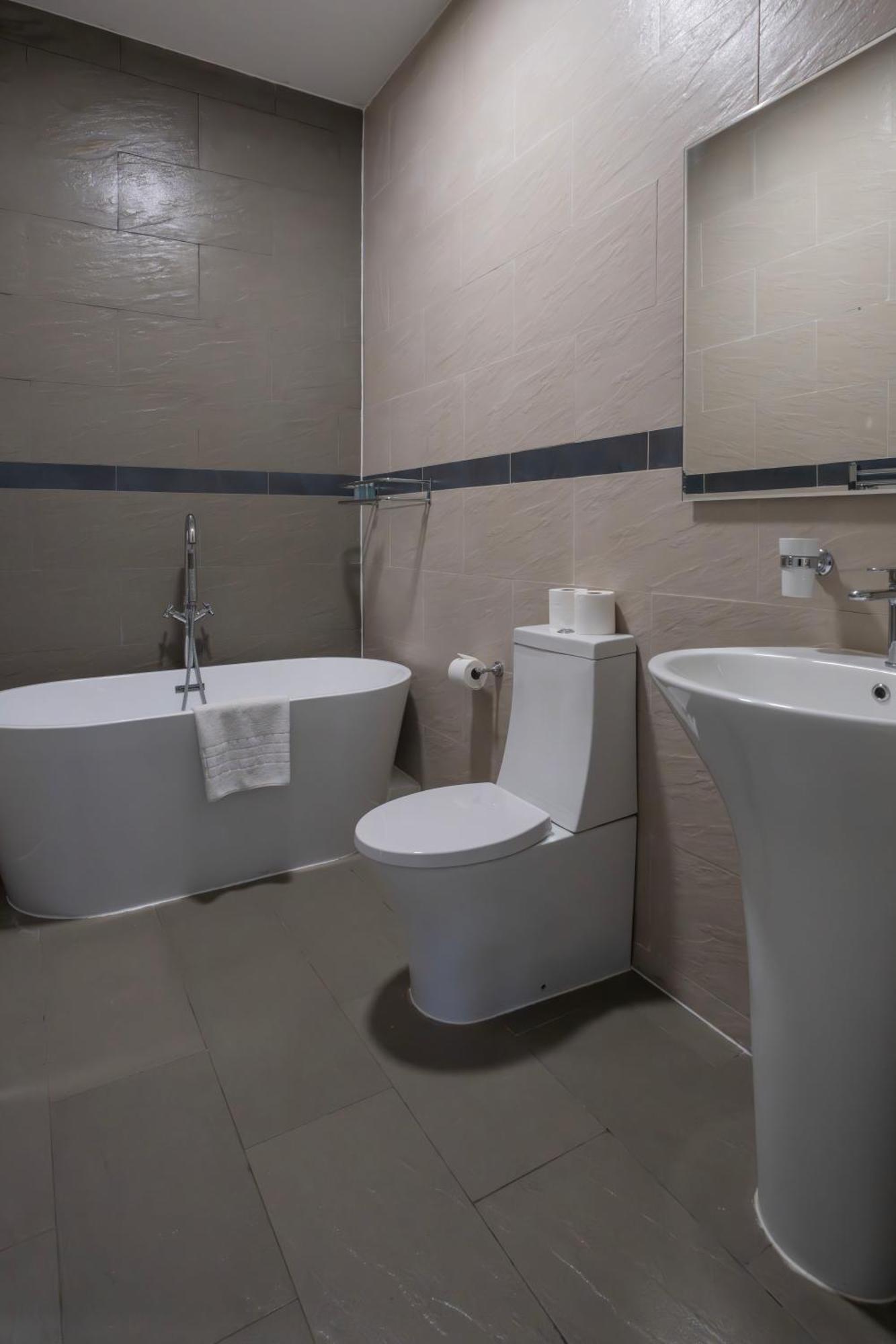 Finchley Road & By Primecityhosts * London