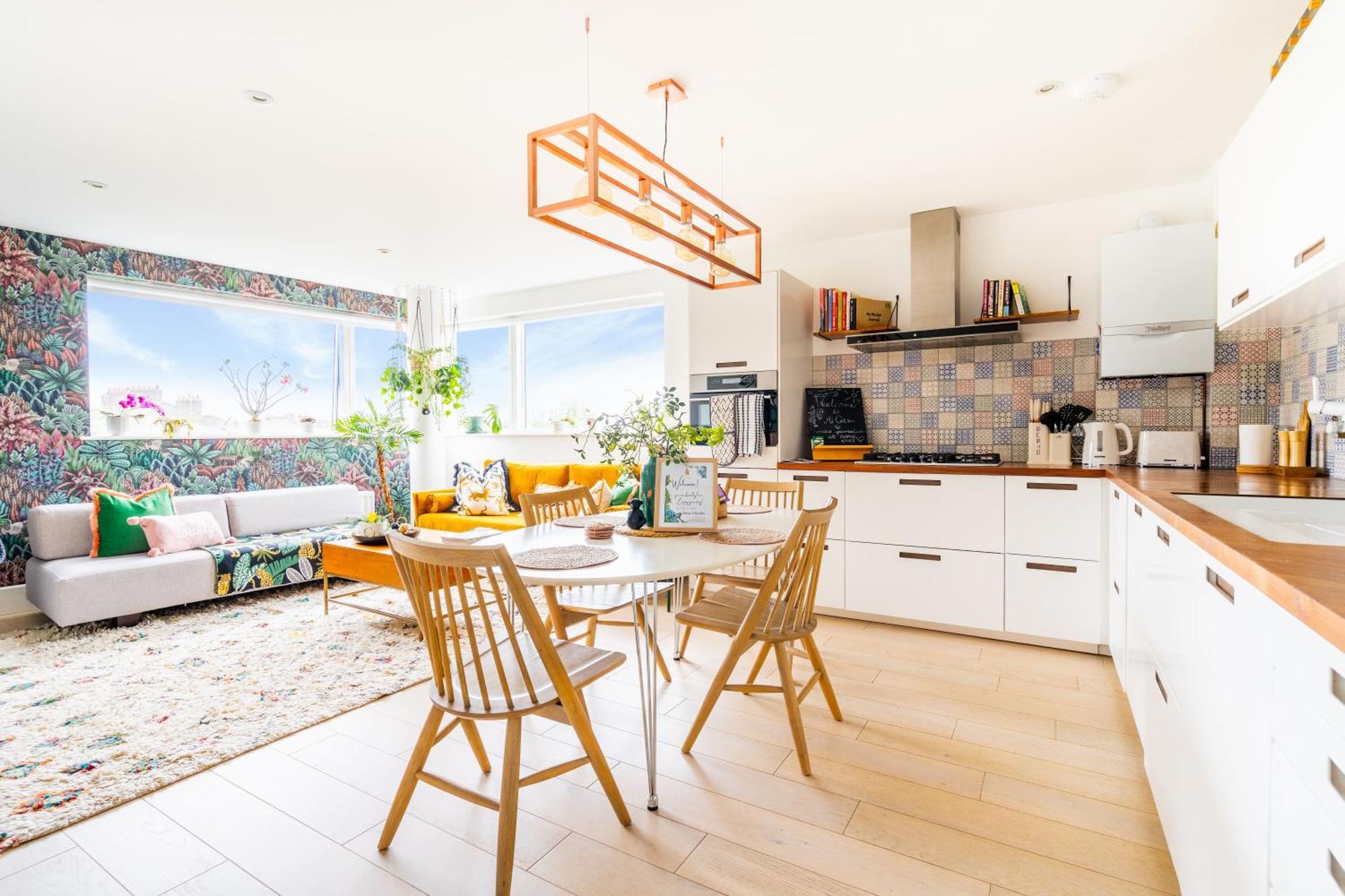 Urban Rainforeast, By Brick Lane E1, Family Friendly * London