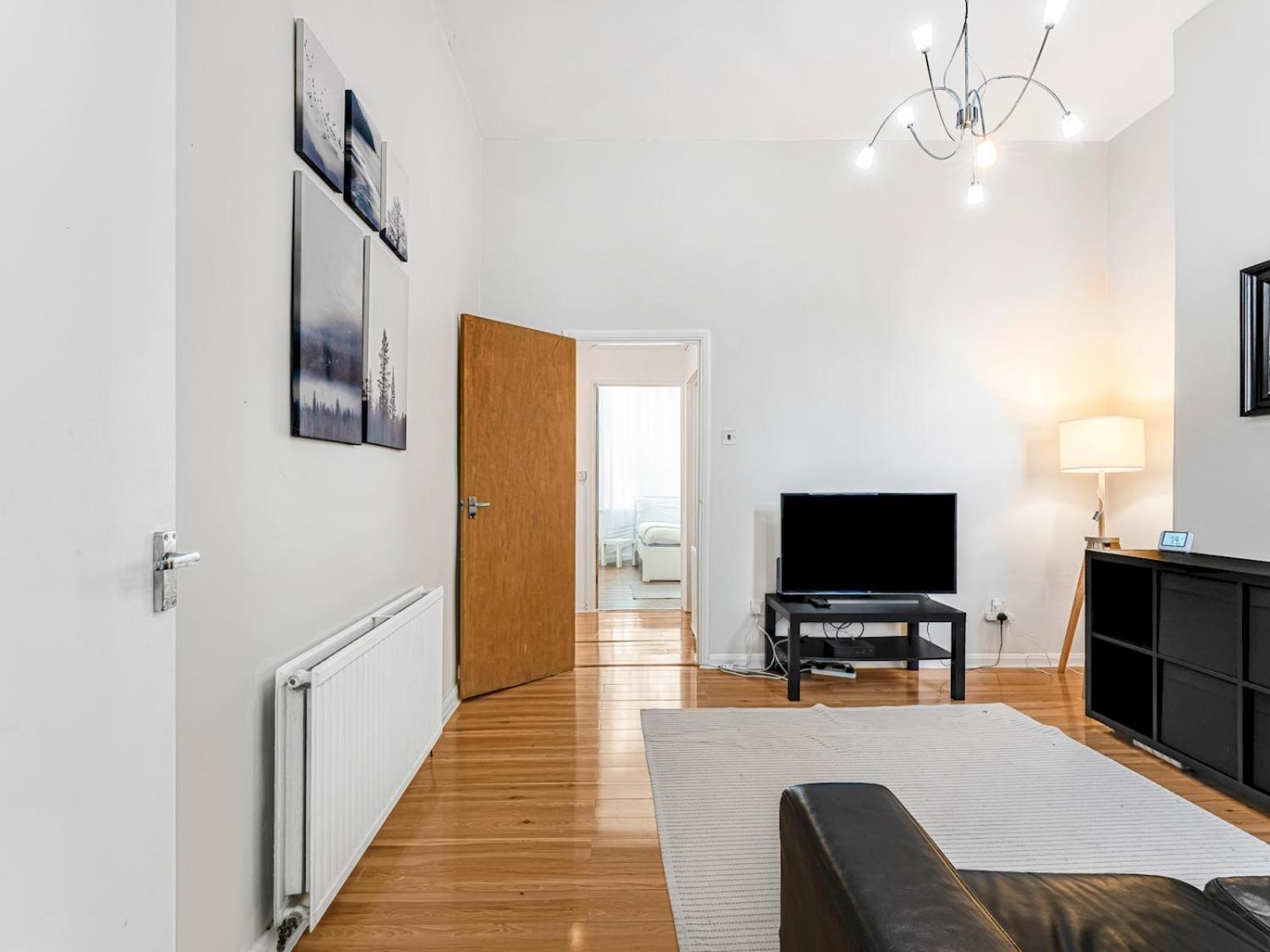 Bright & Cozy East 1-bed Flat With Garden Apartamento Londres