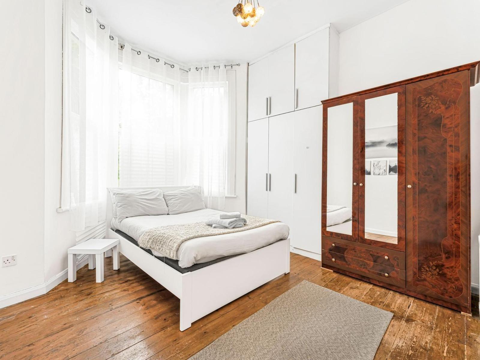 Bright & Cozy East 1-bed Flat With Garden Apartamento Londres