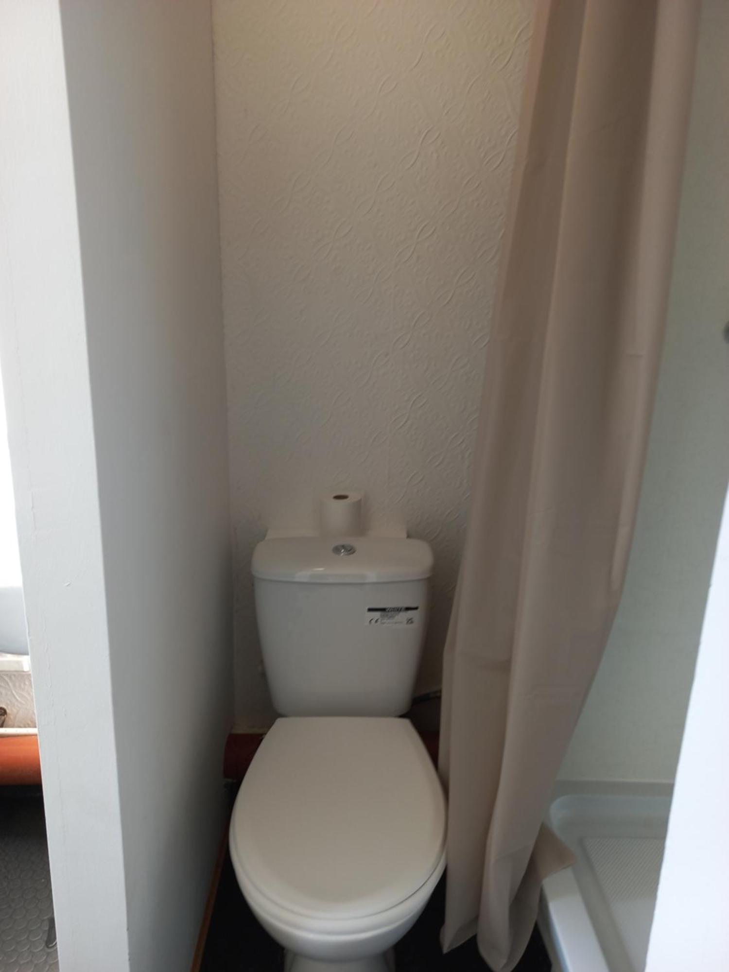 Single Ensuite Guest house London