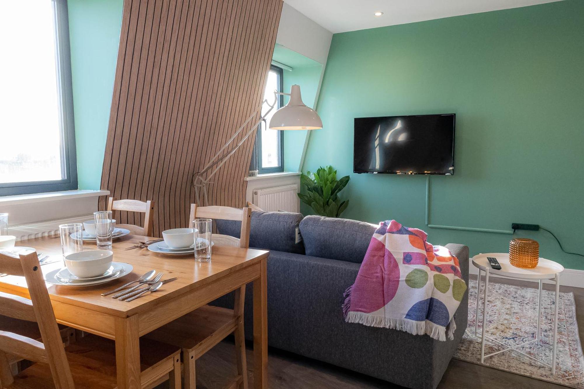 Charming Chalk Farm * London