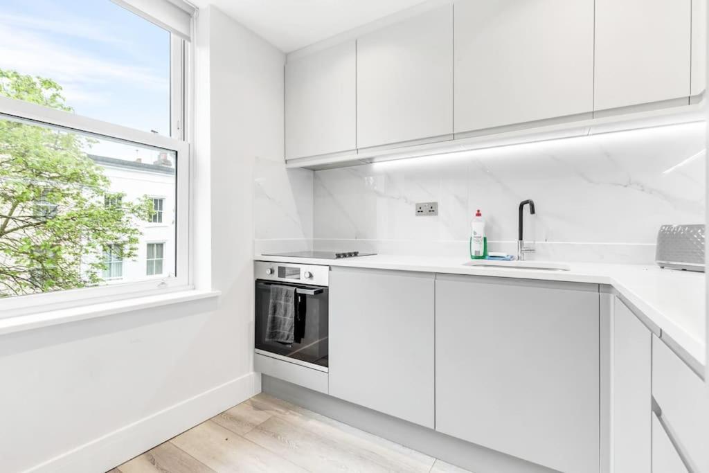 Apartamento Lux St Johns Wood - Sleeps 7 *