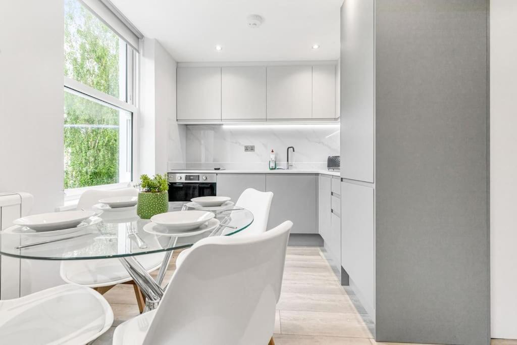 Lux St Johns Wood - Sleeps 7 *