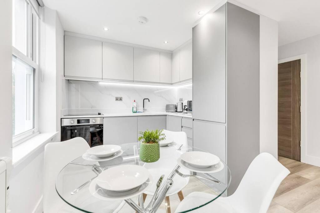 Lux St Johns Wood - Sleeps 7 Londres