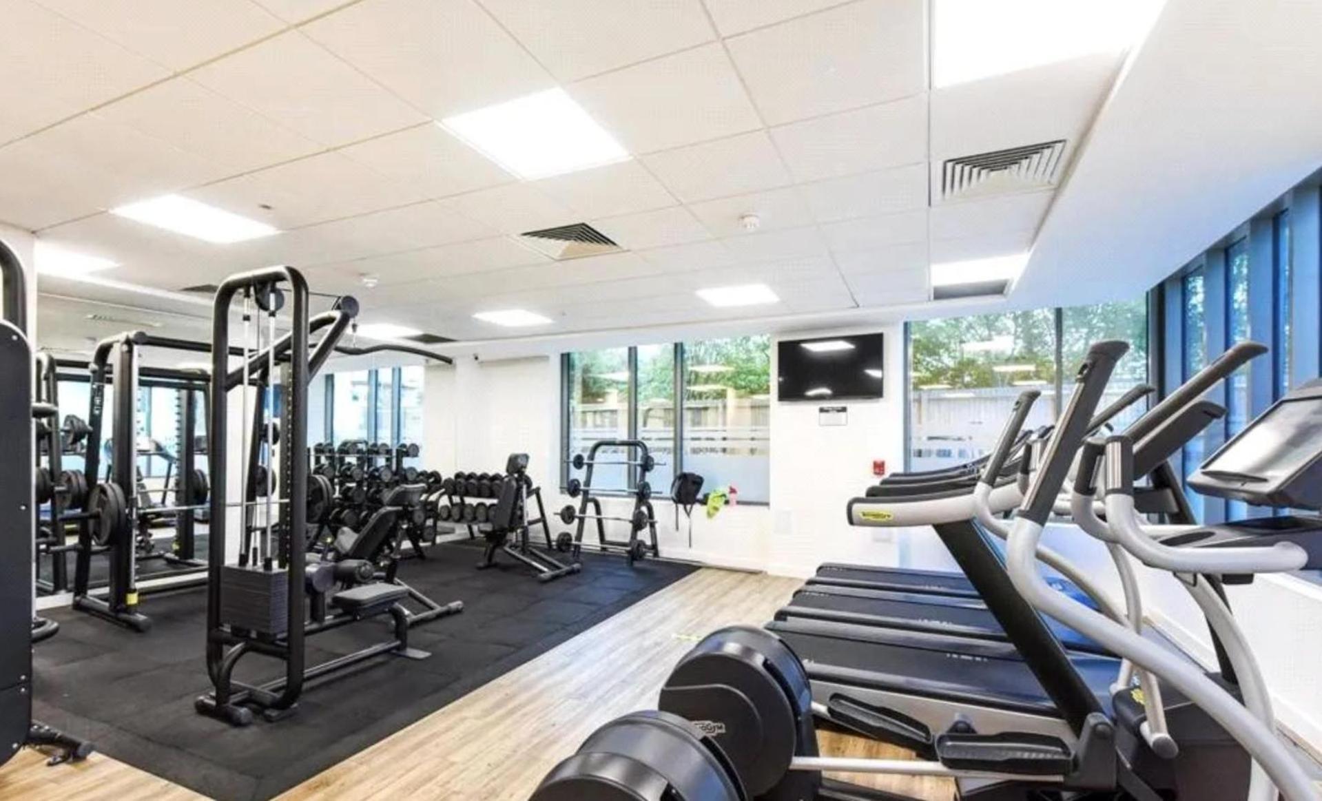 Londonaprt 1bed Balcony Gym Tv Wifi Apartment London