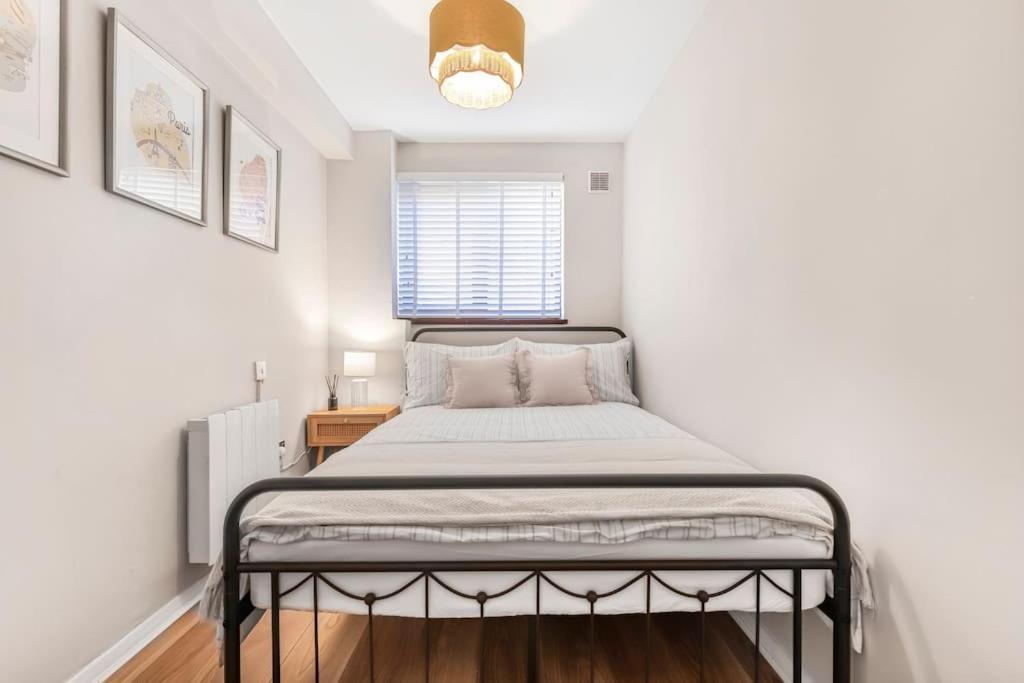The Noel Baker Retreat Apartment London