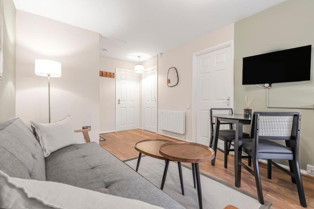 The Noel Baker Retreat Apartment