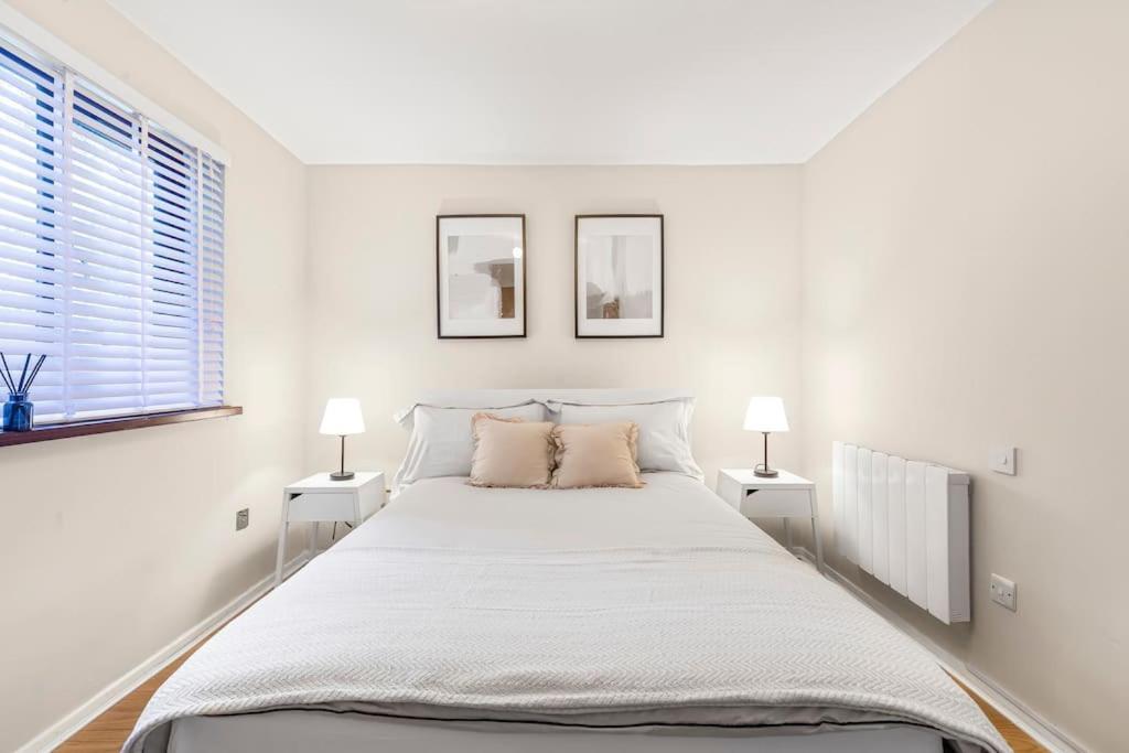 The Noel Baker Retreat * London