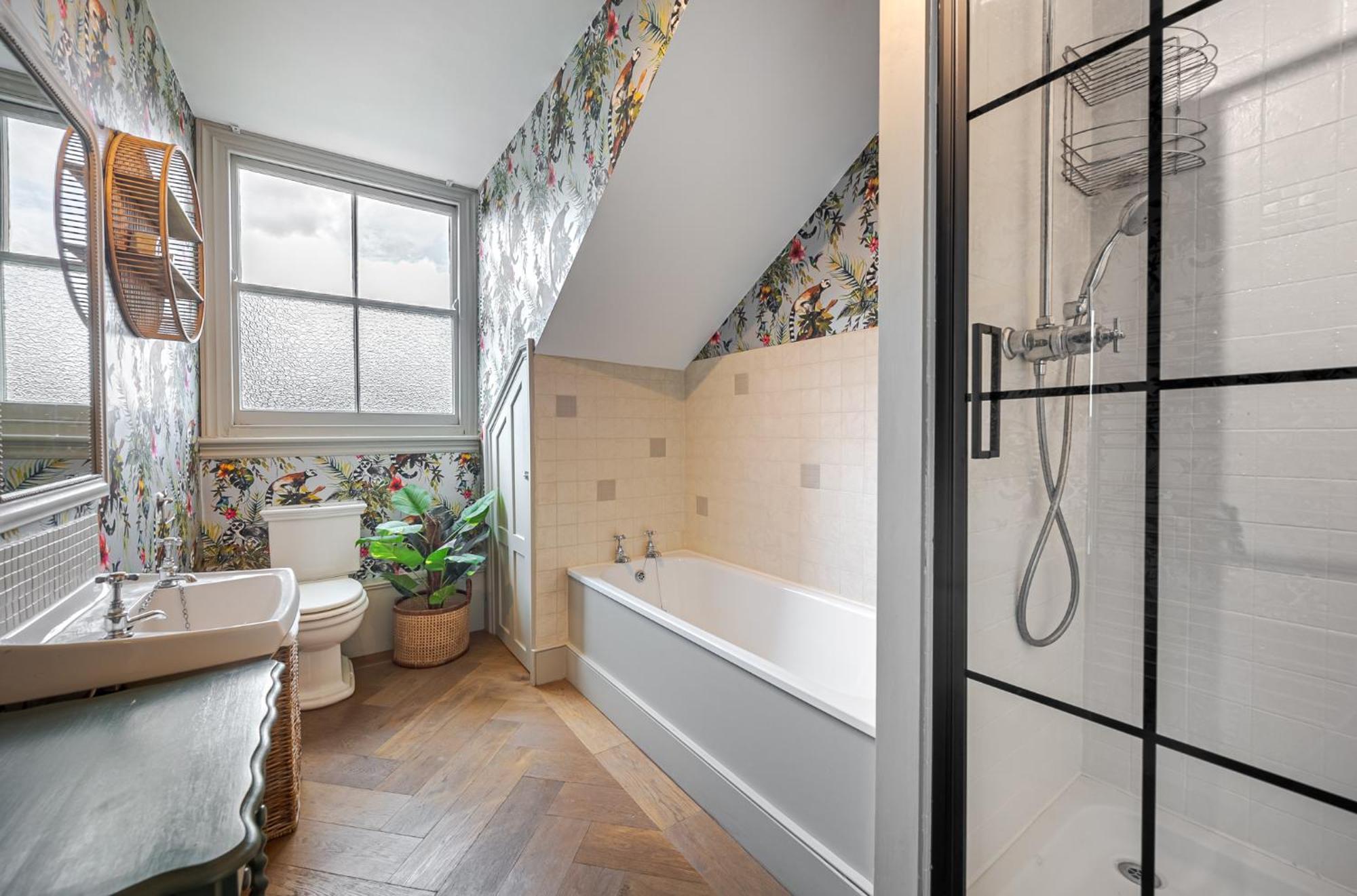 Heaver House - Stunning, Large, 5br House Nr Tube And Tooting Common Pousada *