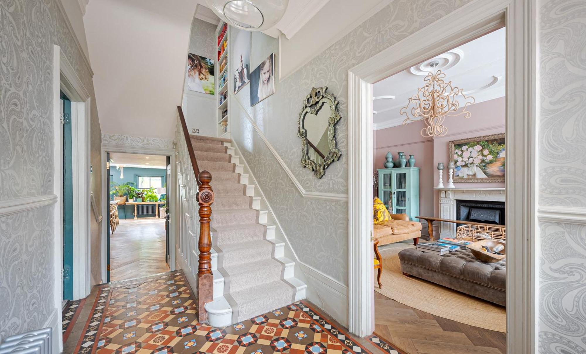 Heaver House - Stunning, Large, 5br House Nr Tube And Tooting Common Pousada