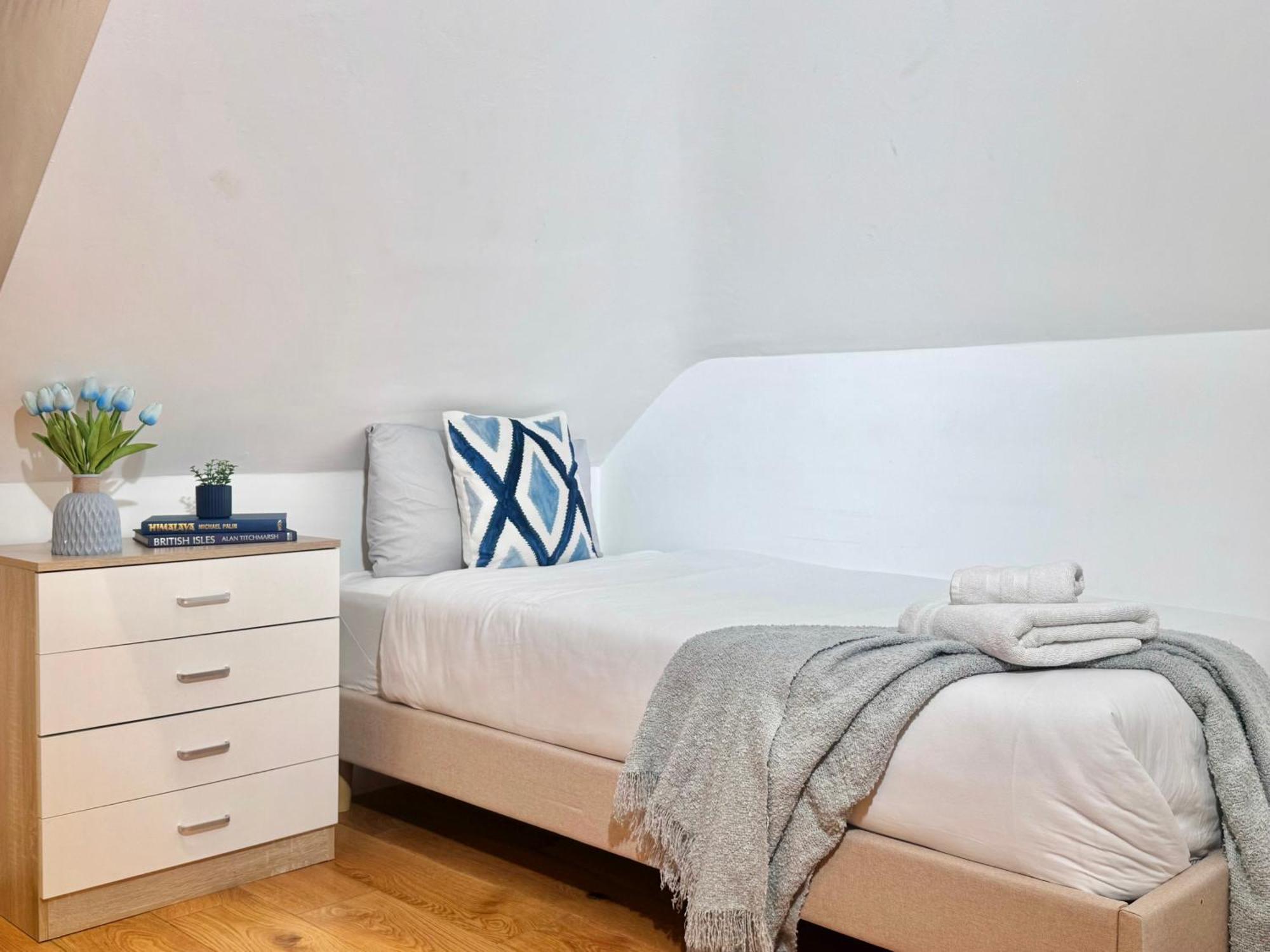 Casa de hóspedes En-suites With Free Parking 30min To Londres
