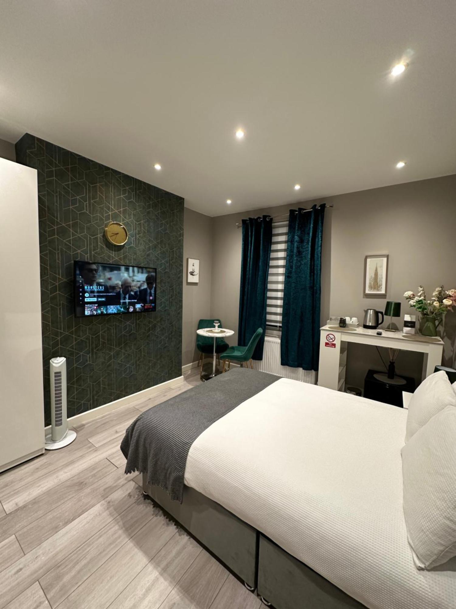Double Homestay London