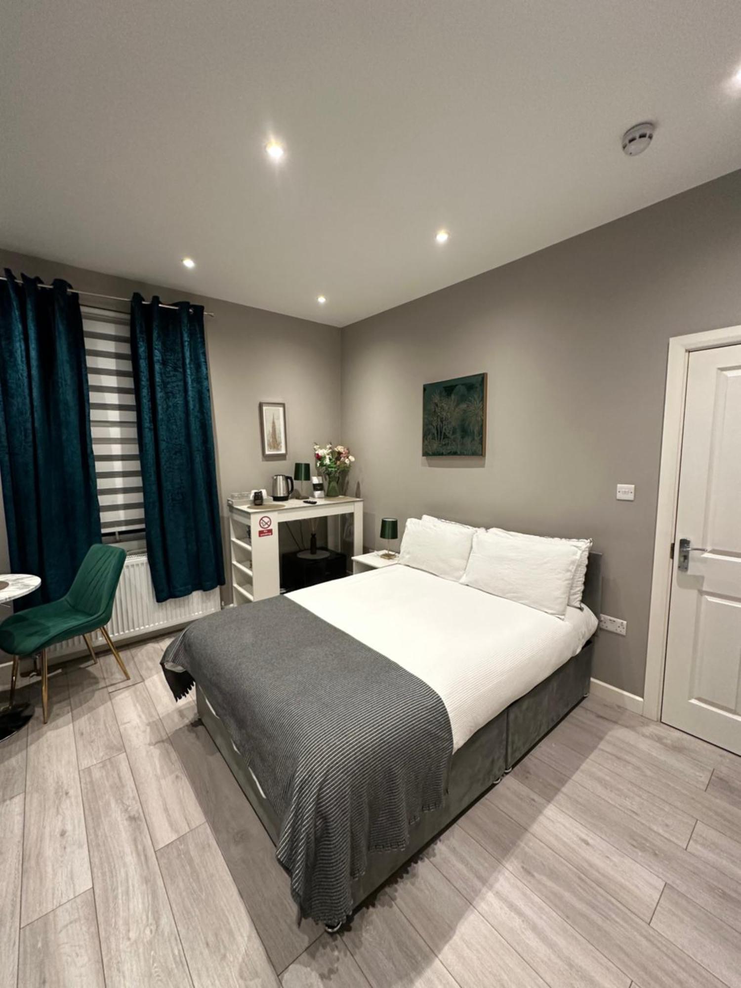 Double Homestay