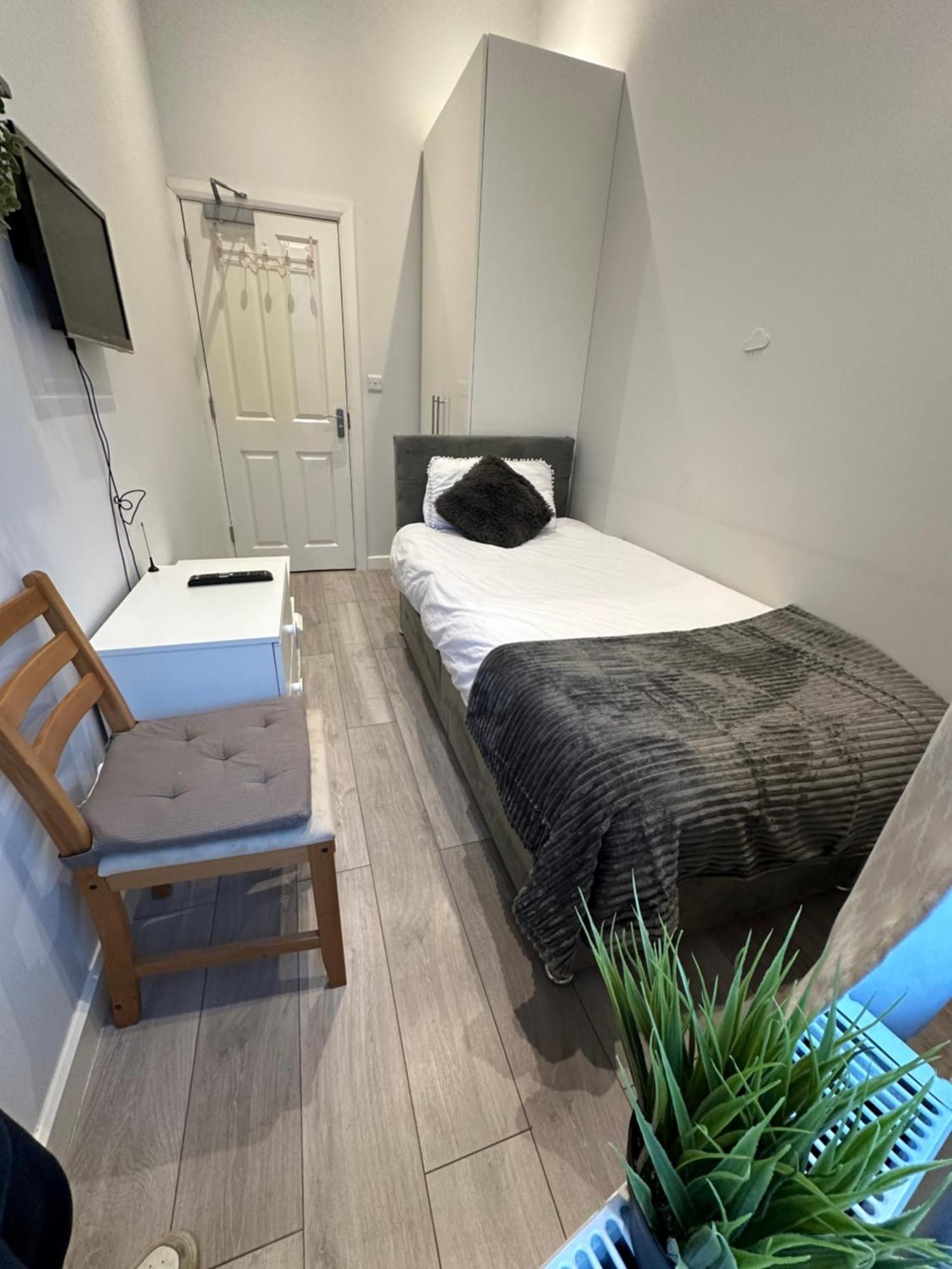 Double Homestay London