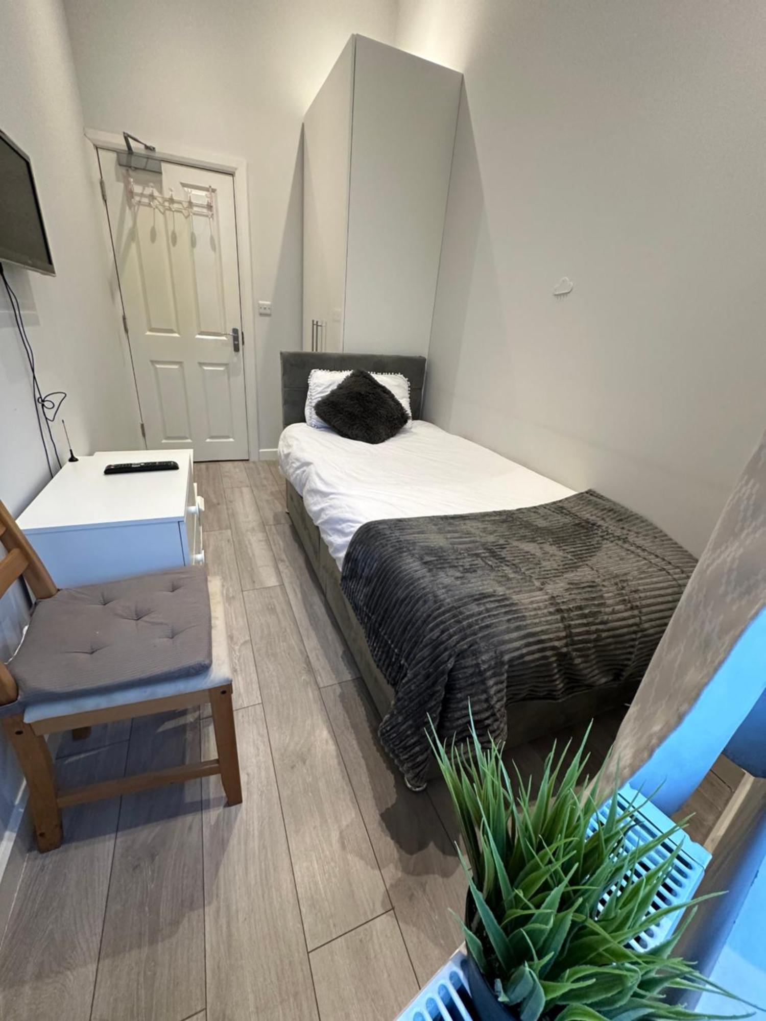 Double Homestay London