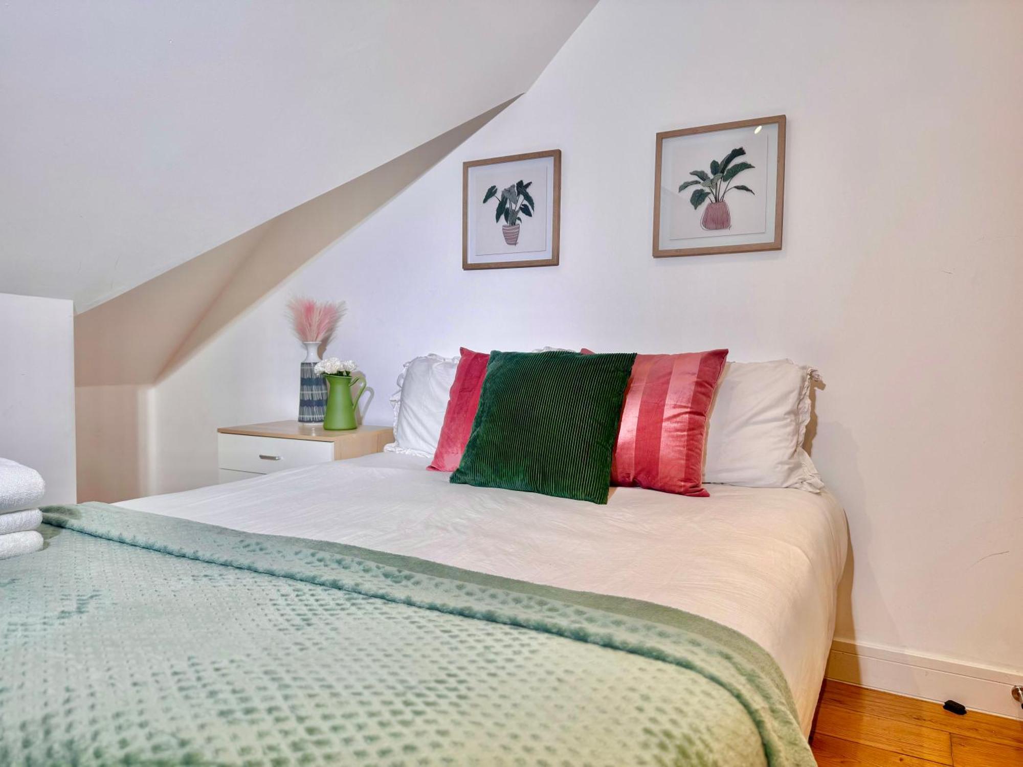 En-suites With Free Parking 30min To