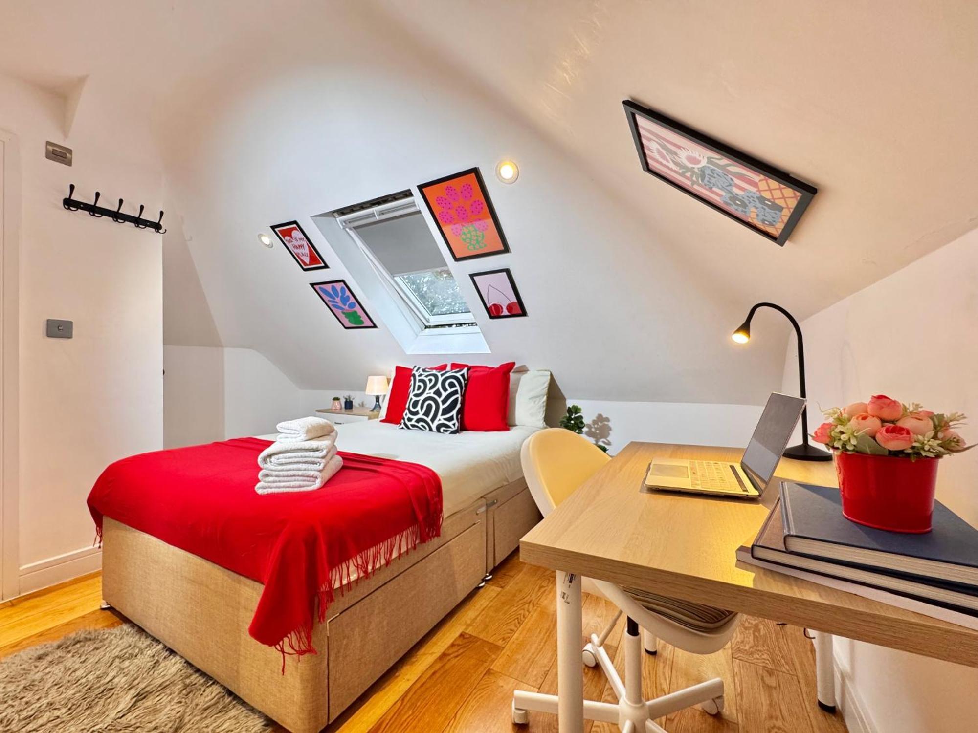 Casa de hóspedes En-suites With Free Parking 30min To *