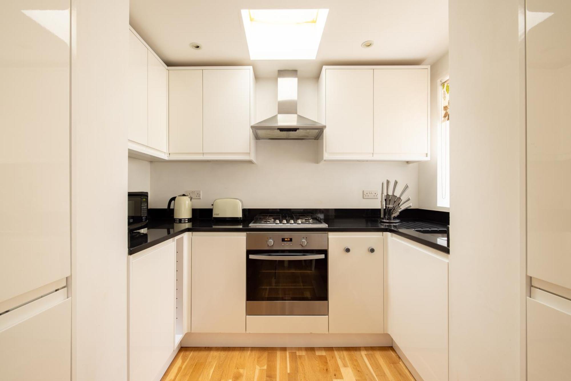 The Queenstown Apartment London