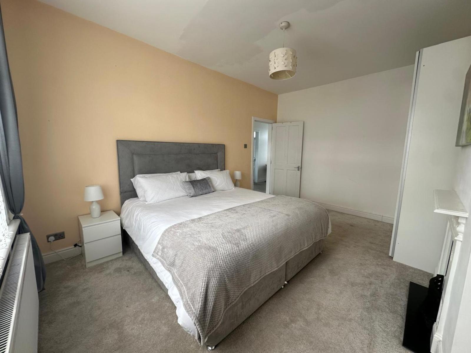 Luxurious Living 4 Bedroom