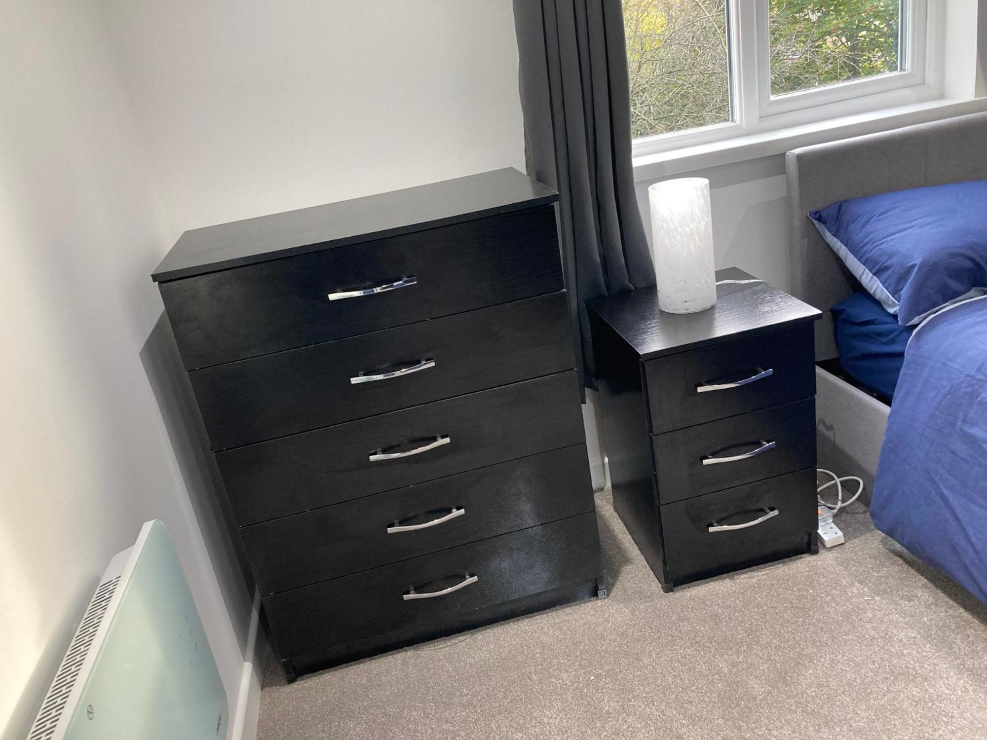 Casa de hóspedes Private In A 2 Bed In Zone 2 Londres