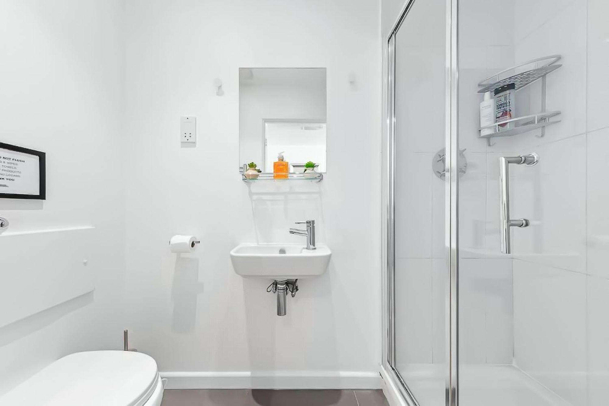 Apartment 1 Bedroom Flat Piccadilly Sleep 7 In Vr10