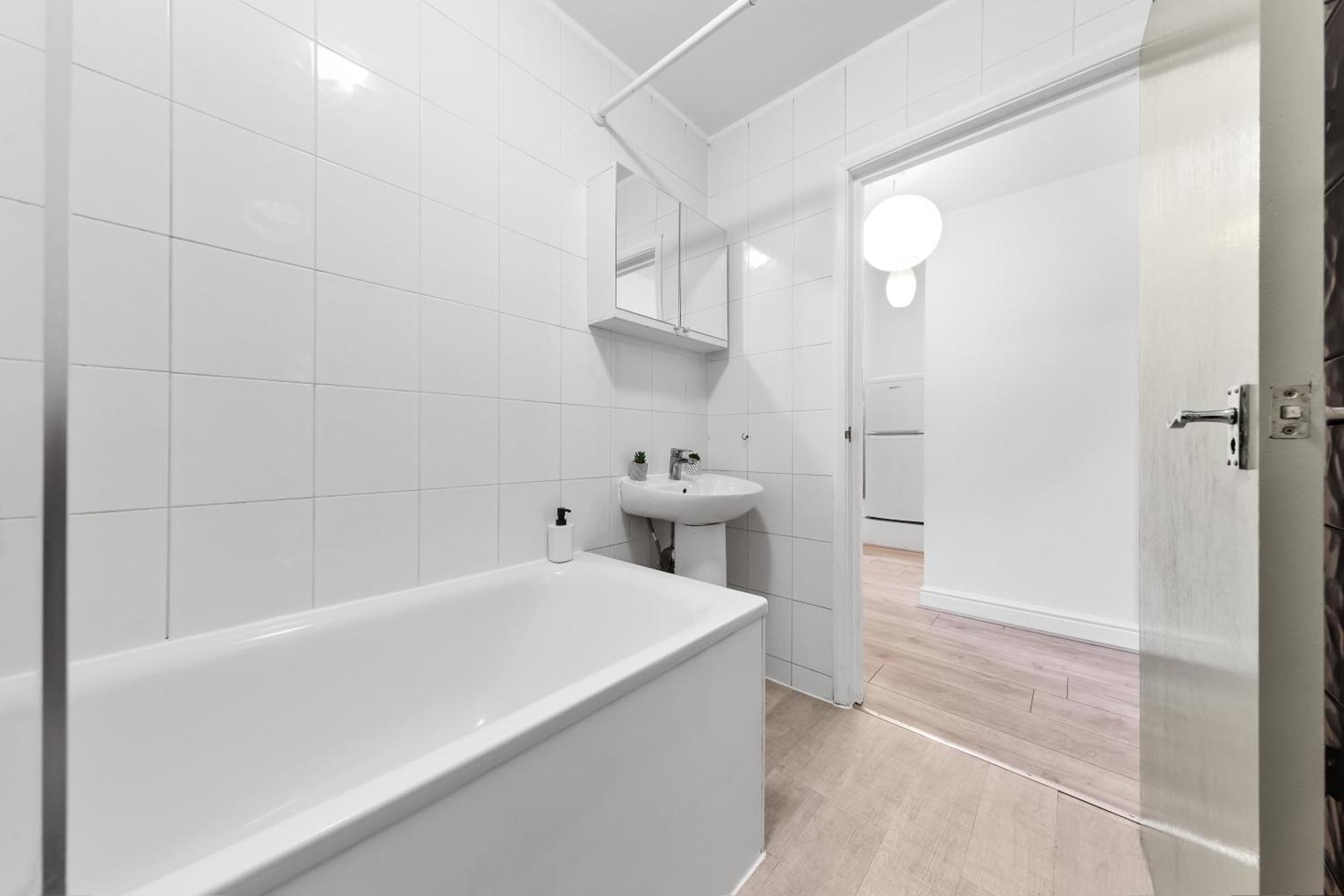 Apartment Goshen House- Booknow-2bdr-freeparking-wifi-sleeps4 London