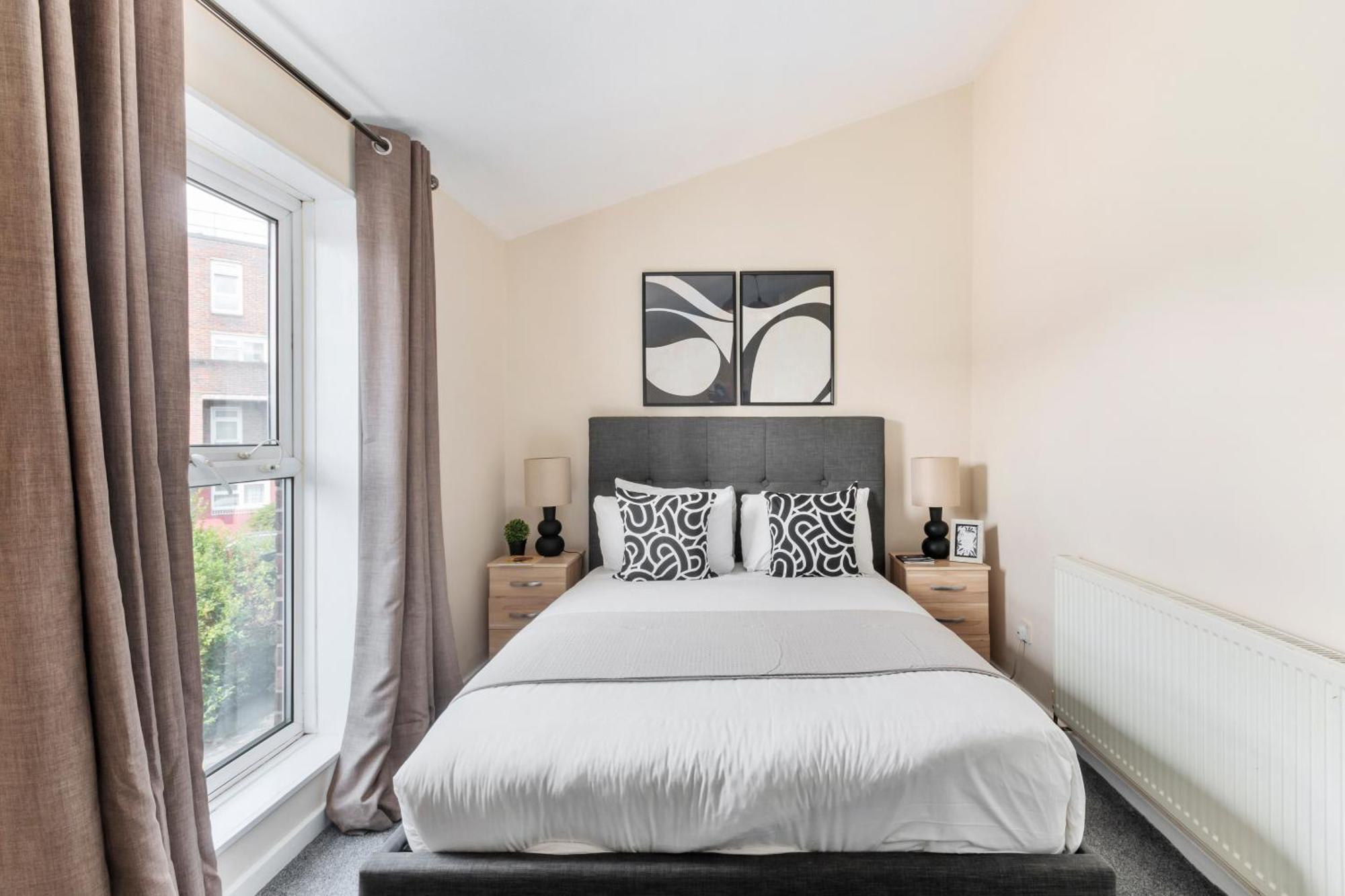Cozy Near O2 Arena Guest house *