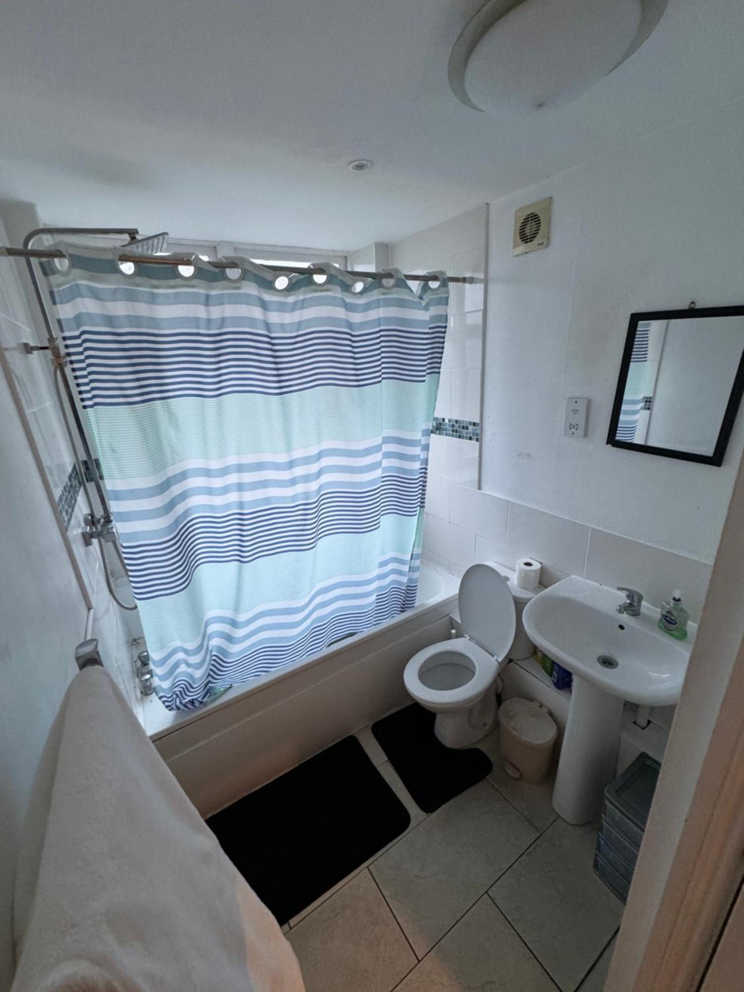 Archway Court Guest house *