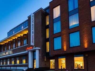Hampton By Hilton Park Royal Hotel London
