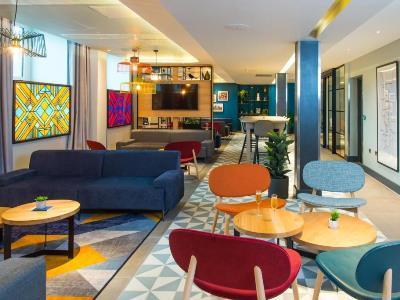 Hampton By Hilton Park Royal 3* London