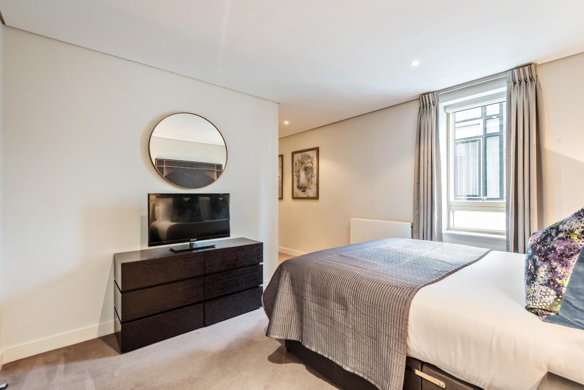 Merchant Square Apartment
