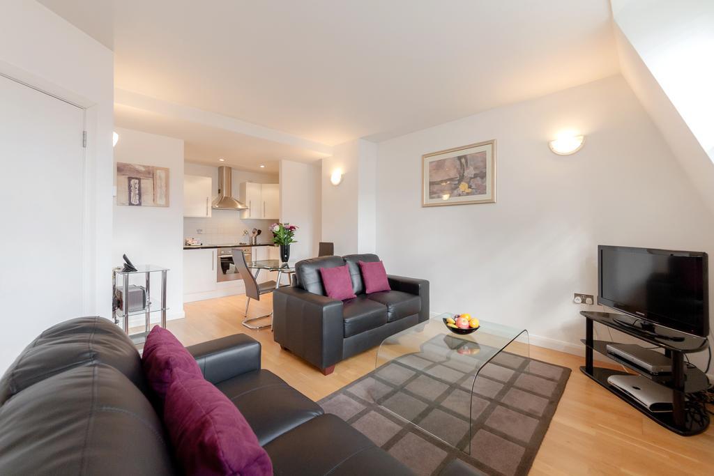 Roomspace Serviced Apartments - Groveland Court * London