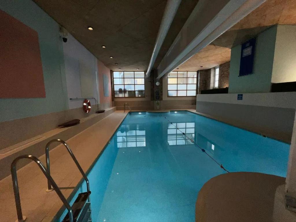 Apartment Trendy 2 Bedroom In Canary Wharf *