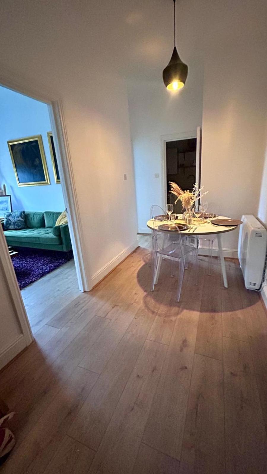 Trendy 2 Bedroom In Canary Wharf * London
