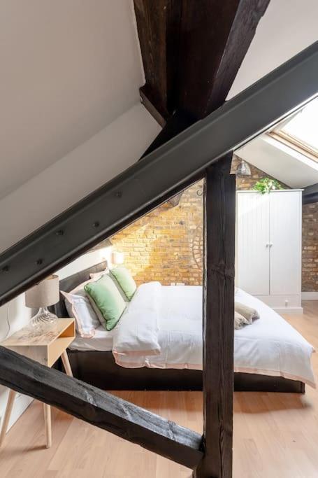 Stylish Apartment London